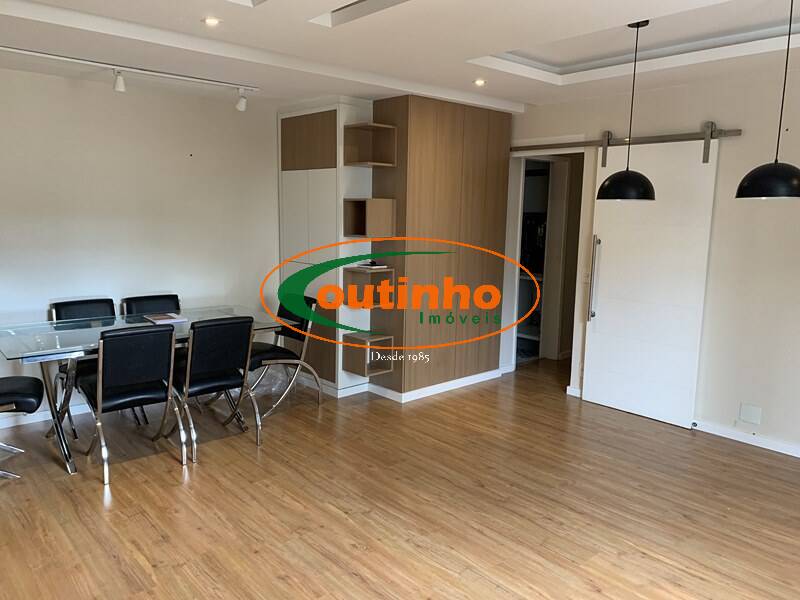 Apartamento à venda com 2 quartos, 77m² - Foto 4