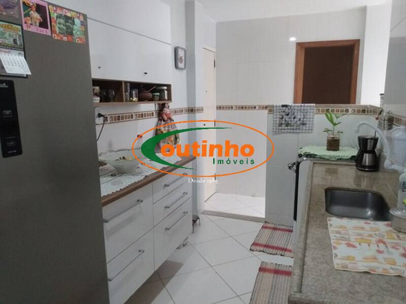 Apartamento à venda com 2 quartos, 76m² - Foto 17