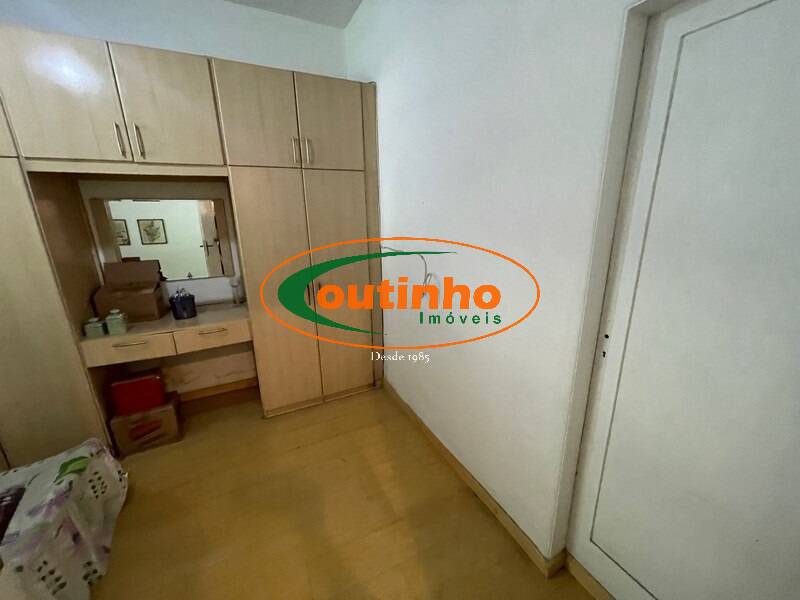 Apartamento à venda com 3 quartos, 90m² - Foto 11