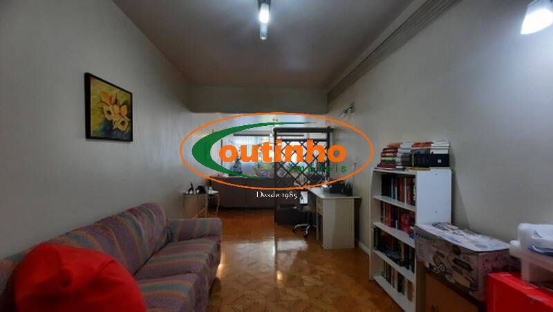 Apartamento à venda com 4 quartos, 180m² - Foto 2