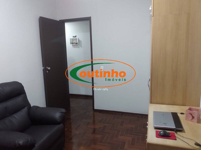 Apartamento à venda com 3 quartos, 120m² - Foto 14