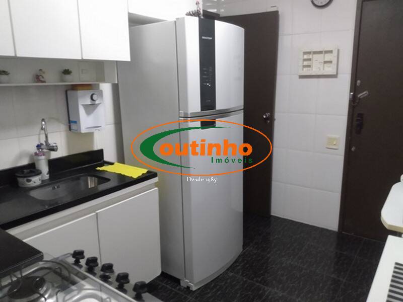 Apartamento à venda com 3 quartos, 120m² - Foto 29