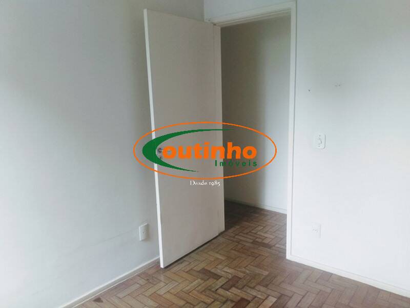 Apartamento à venda com 2 quartos, 78m² - Foto 7