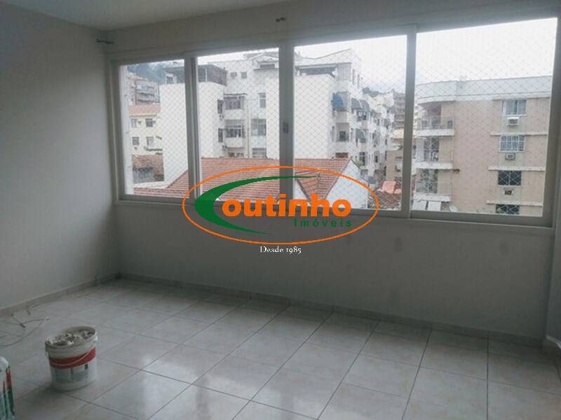 Apartamento à venda com 2 quartos, 78m² - Foto 1