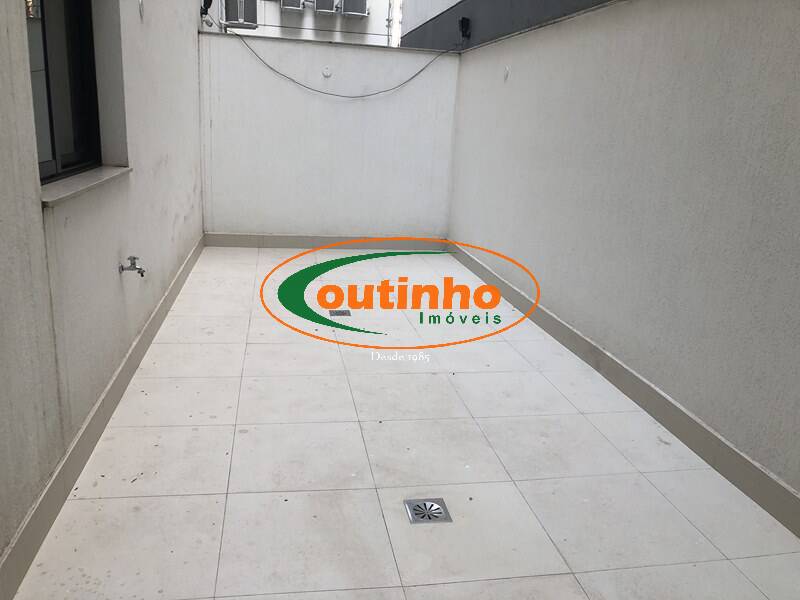 Apartamento à venda com 3 quartos, 117m² - Foto 4