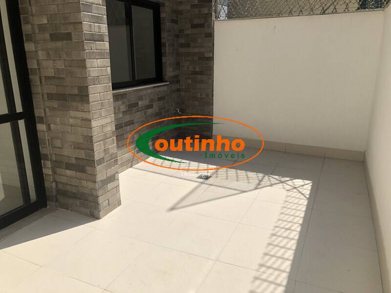 Apartamento à venda com 3 quartos, 117m² - Foto 1