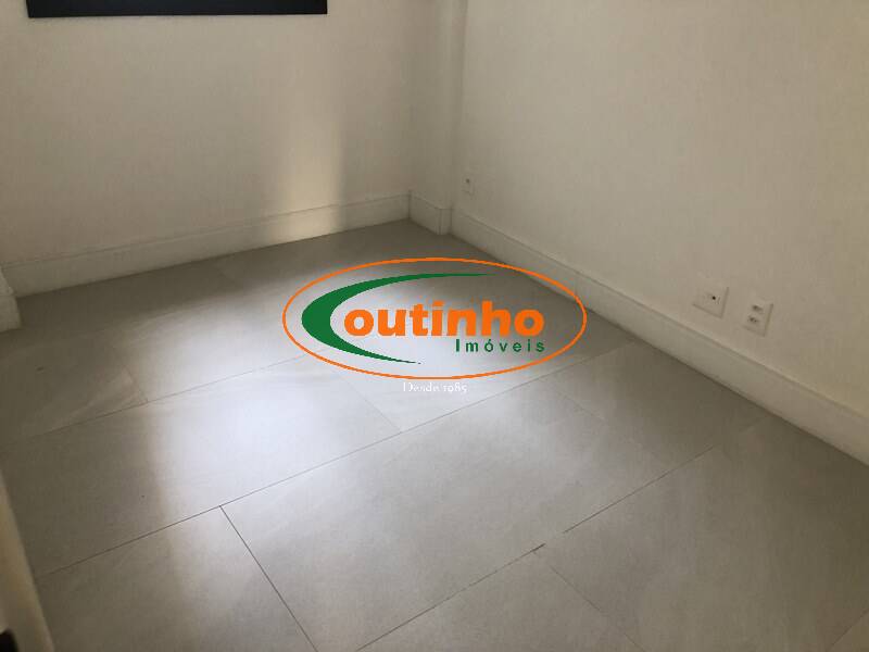 Apartamento à venda com 3 quartos, 117m² - Foto 17