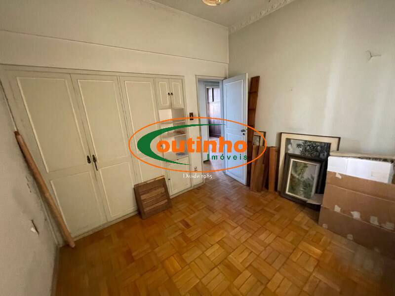 Apartamento à venda com 3 quartos, 80m² - Foto 18