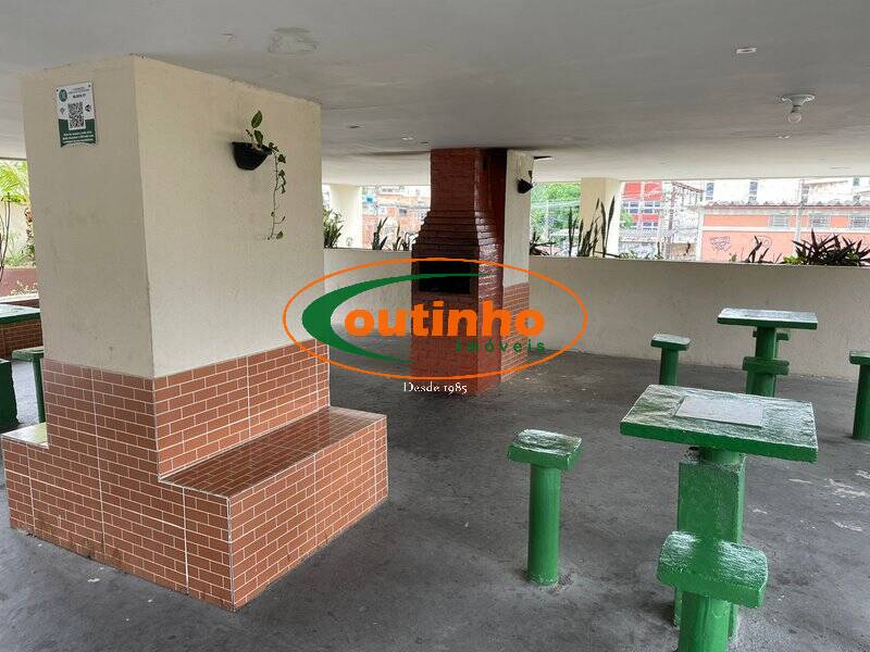 Apartamento à venda com 2 quartos, 50m² - Foto 32