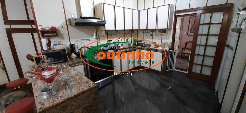 Casa à venda com 4 quartos, 576m² - Foto 16