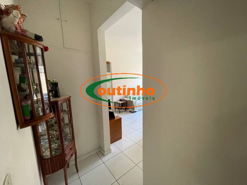 Apartamento à venda com 2 quartos, 71m² - Foto 6