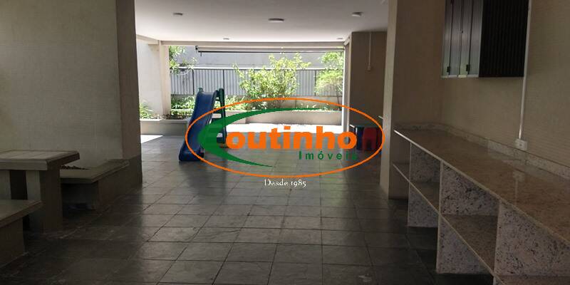 Apartamento à venda com 3 quartos, 144m² - Foto 9