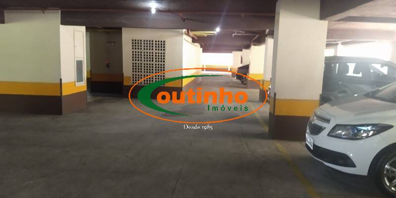 Apartamento à venda com 3 quartos, 144m² - Foto 11