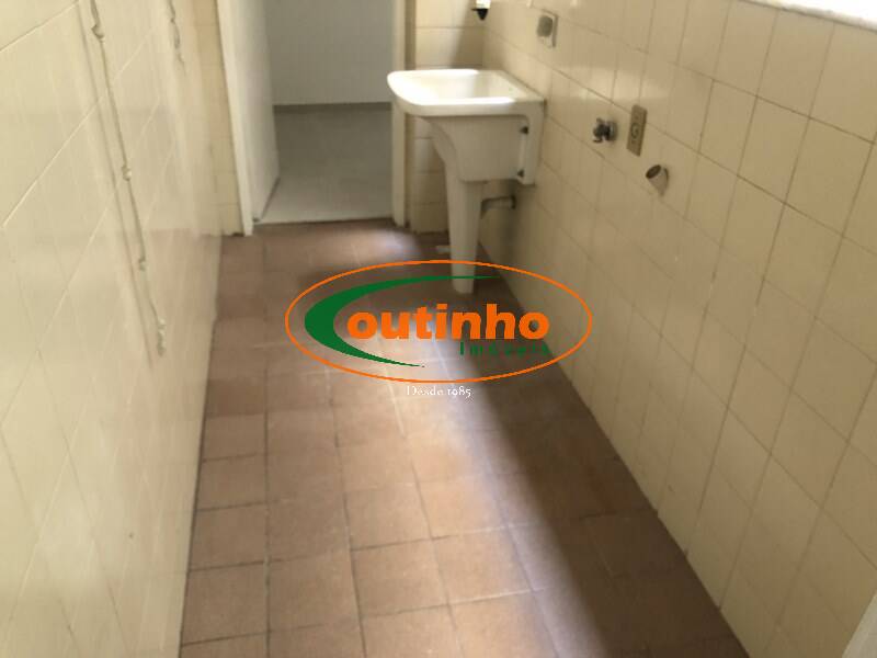 Apartamento à venda com 2 quartos, 60m² - Foto 7