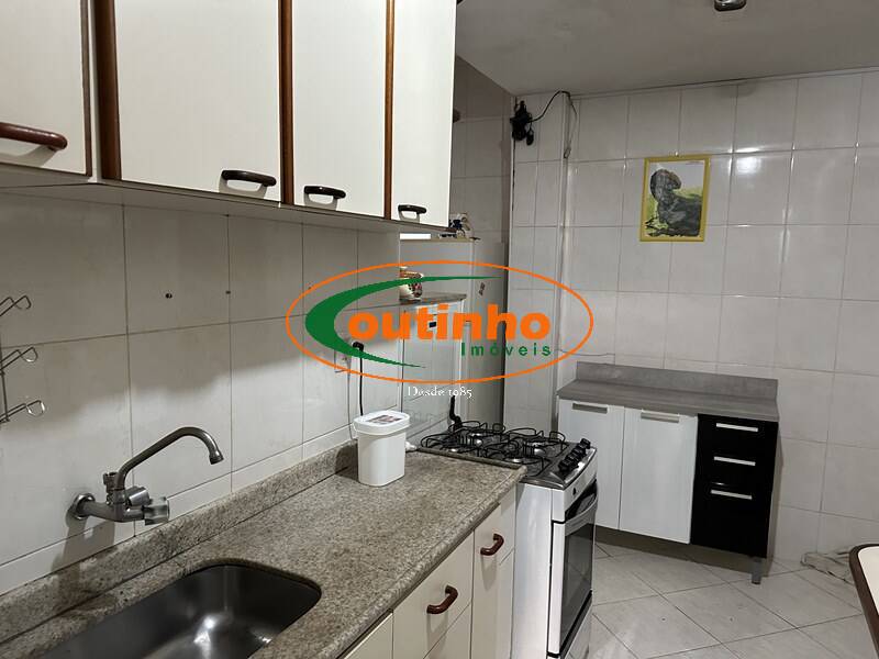 Apartamento à venda com 3 quartos, 123m² - Foto 23