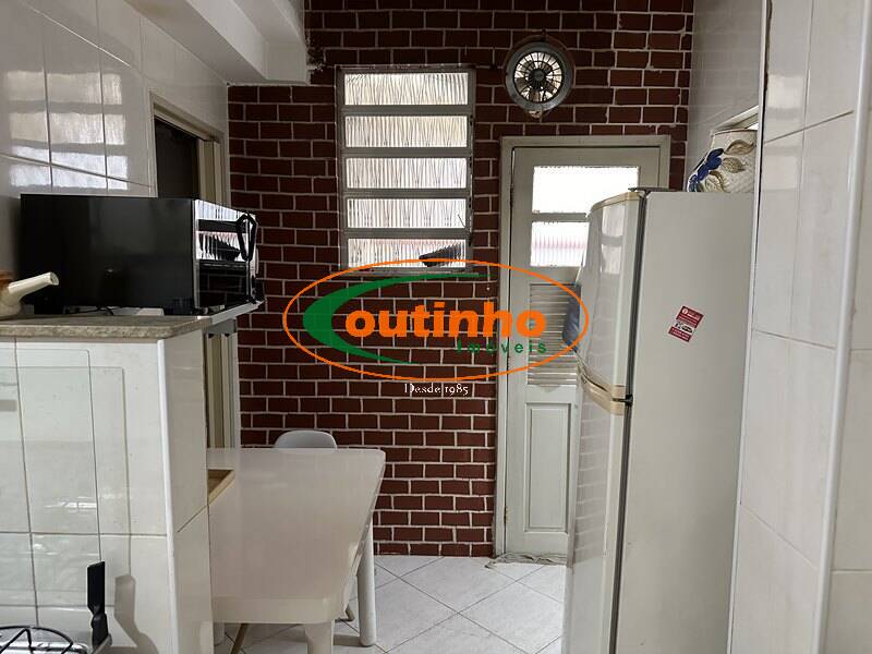 Apartamento à venda com 3 quartos, 123m² - Foto 26