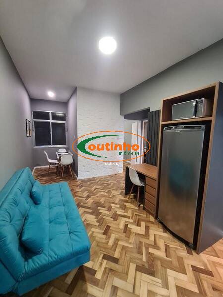 Apartamento à venda com 1 quarto, 43m² - Foto 2