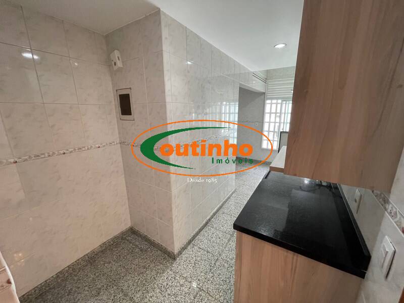 Apartamento à venda com 2 quartos, 64m² - Foto 16