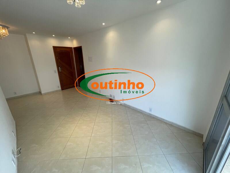 Apartamento à venda com 2 quartos, 64m² - Foto 3