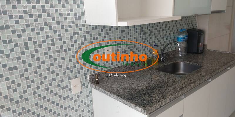 Apartamento à venda com 3 quartos, 73m² - Foto 35