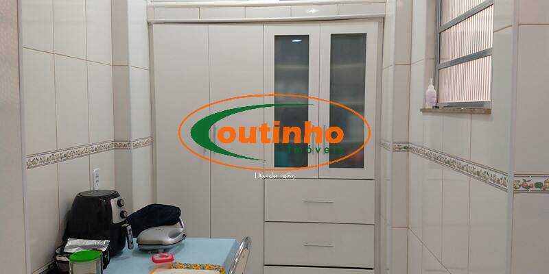 Apartamento à venda com 2 quartos, 72m² - Foto 25