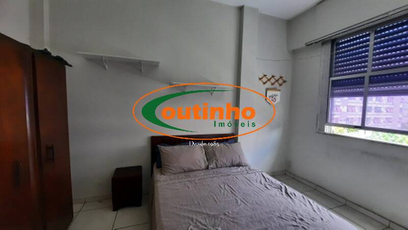 Apartamento à venda com 3 quartos, 110m² - Foto 3