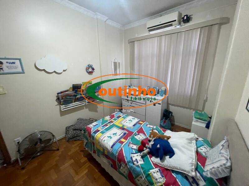 Apartamento à venda com 3 quartos, 75m² - Foto 10