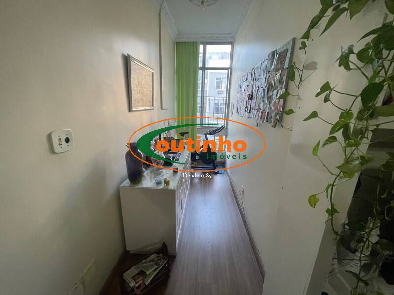 Apartamento à venda com 3 quartos, 75m² - Foto 9