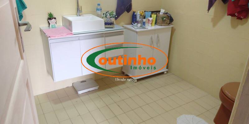 Apartamento à venda com 4 quartos, 140m² - Foto 17