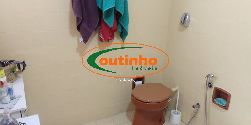 Apartamento à venda com 4 quartos, 140m² - Foto 19