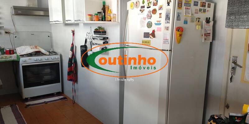 Apartamento à venda com 4 quartos, 140m² - Foto 37