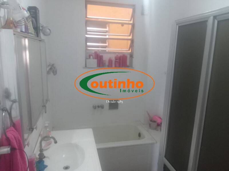 Apartamento à venda com 3 quartos, 80m² - Foto 11