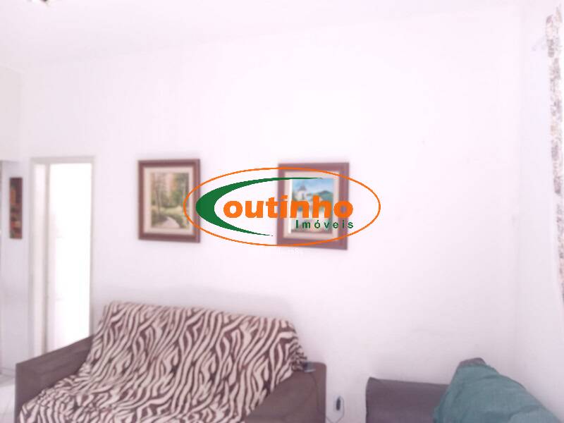 Apartamento à venda com 3 quartos, 80m² - Foto 2