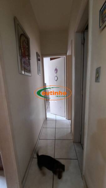 Apartamento à venda com 3 quartos, 60m² - Foto 2