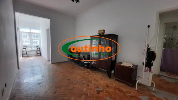 Apartamento à venda com 2 quartos, 67m² - Foto 1