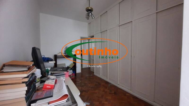 Apartamento à venda com 2 quartos, 67m² - Foto 8