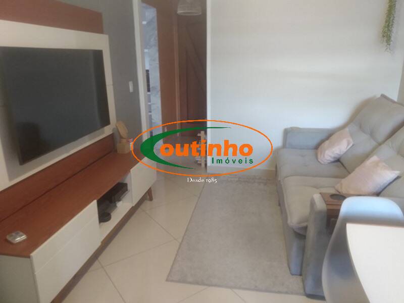 Apartamento à venda com 2 quartos, 71m² - Foto 4