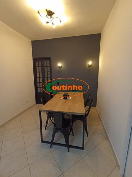 Apartamento à venda com 2 quartos, 69m² - Foto 5