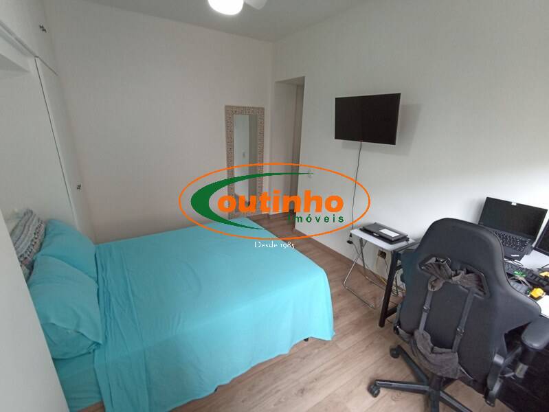 Apartamento à venda com 2 quartos, 69m² - Foto 13