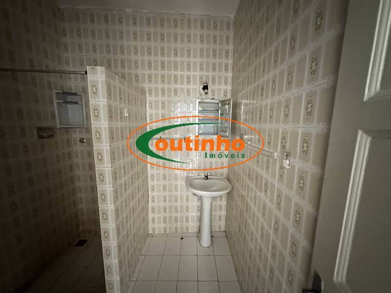 Apartamento à venda com 2 quartos, 69m² - Foto 7