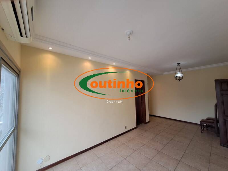 Apartamento à venda com 2 quartos, 99m² - Foto 3