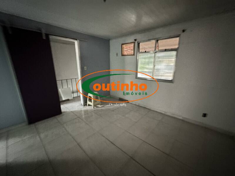 Casa à venda com 3 quartos, 106m² - Foto 14