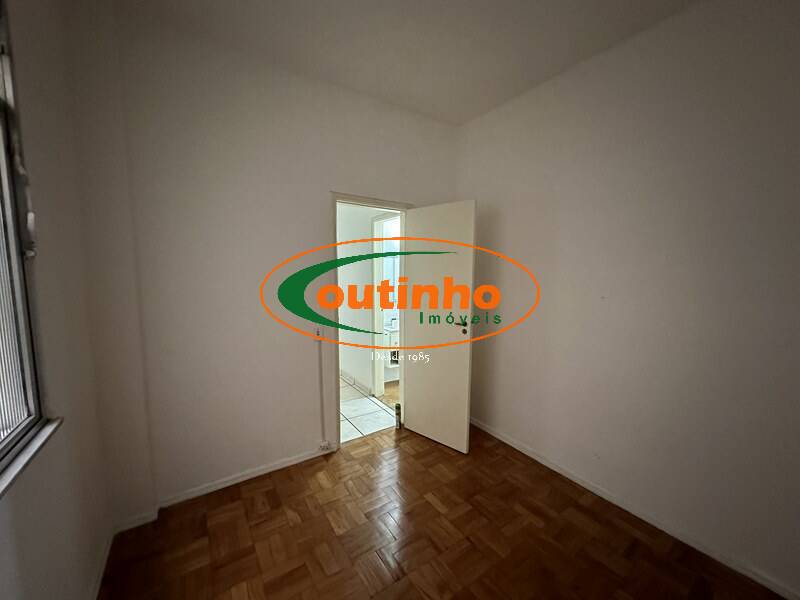 Apartamento à venda com 2 quartos, 58m² - Foto 6