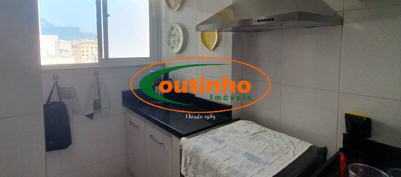 Apartamento à venda com 2 quartos, 65m² - Foto 11