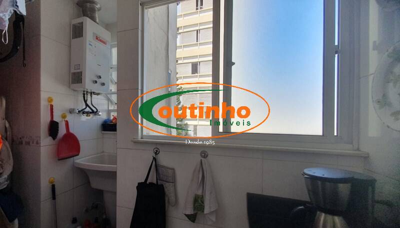 Apartamento à venda com 2 quartos, 65m² - Foto 12