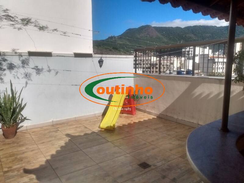 Cobertura à venda com 2 quartos, 158m² - Foto 6