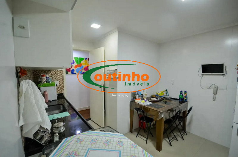 Apartamento à venda com 4 quartos, 138m² - Foto 30