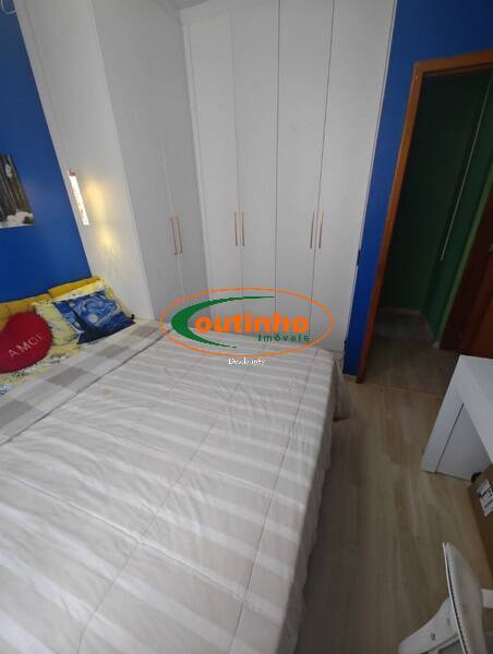 Apartamento à venda com 2 quartos, 65m² - Foto 4