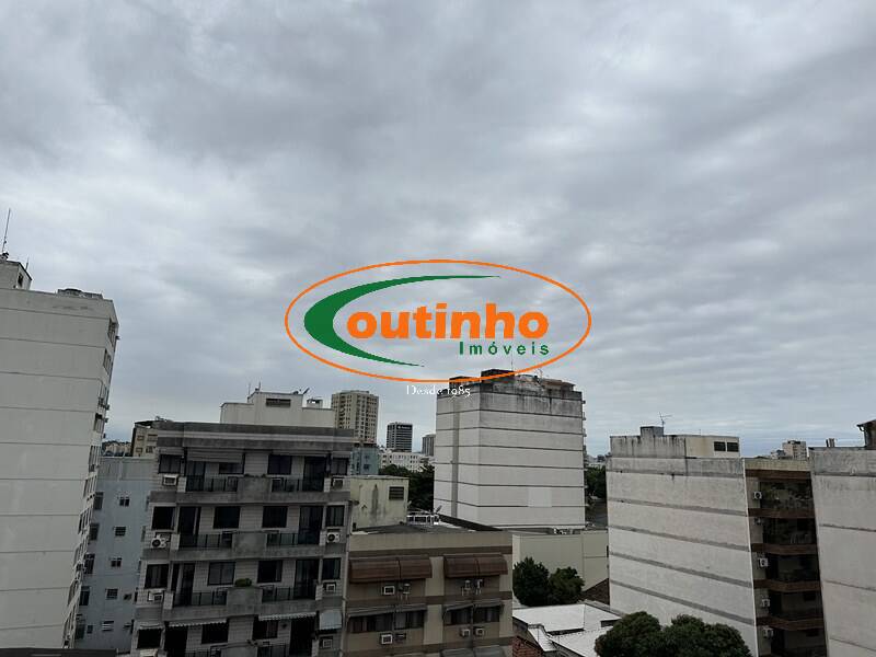 Apartamento à venda com 2 quartos, 78m² - Foto 4