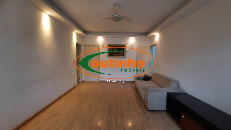 Apartamento à venda com 3 quartos, 98m² - Foto 1